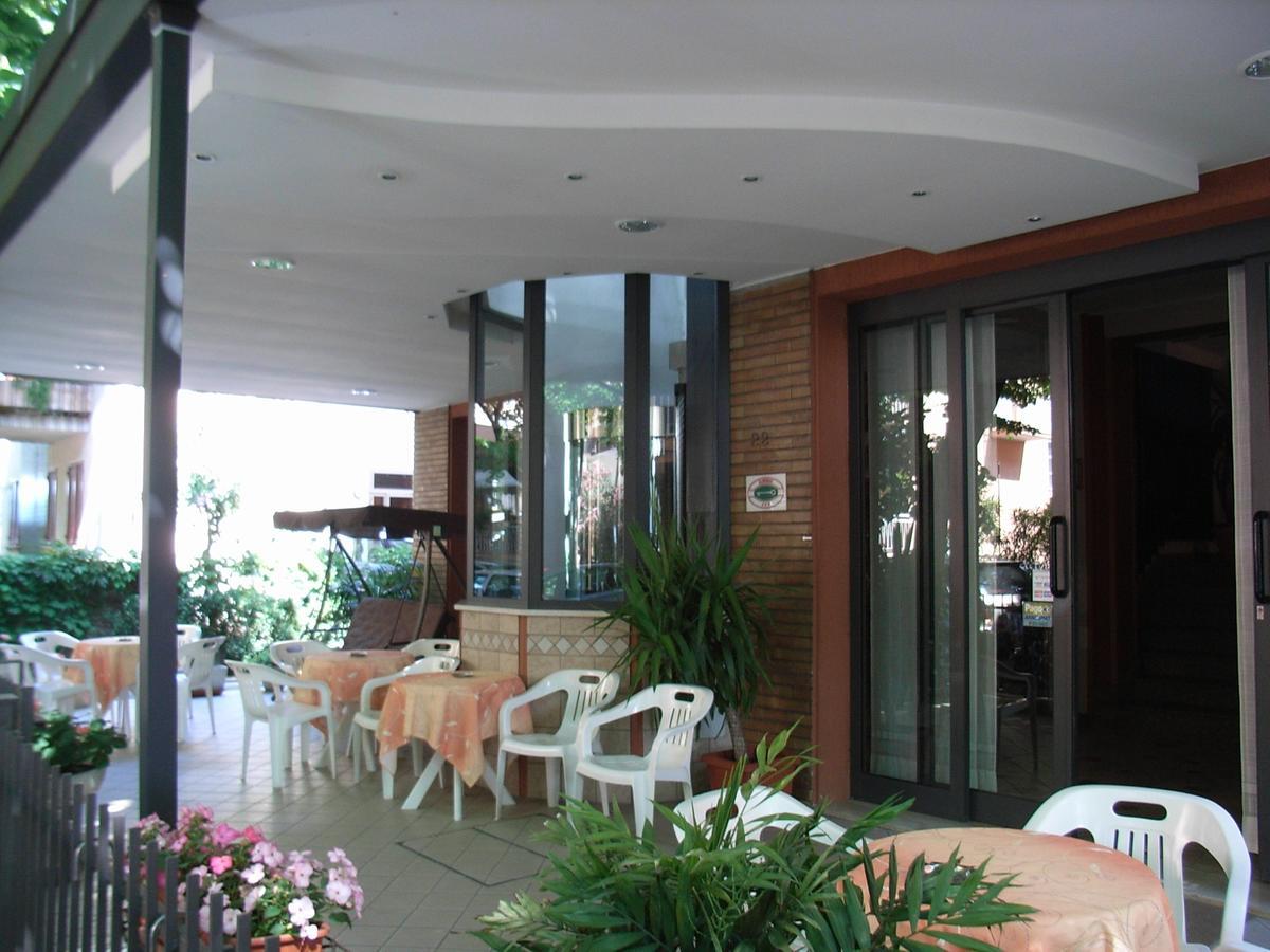 Hotel Eureka Rimini Exterior photo